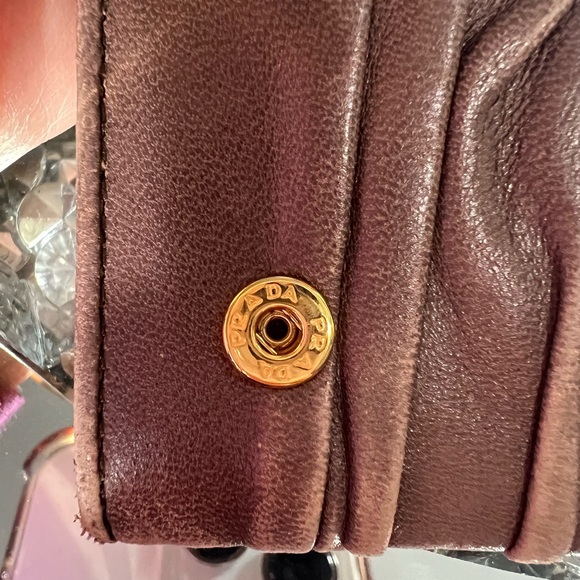 EUC PRADA NAPPA LEATHER WALLET - Picture 12 of 13